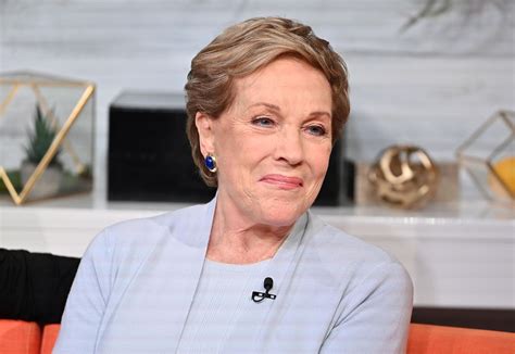 julie andrews jung|Five Things Julie Andrews Revealed about ‘The。